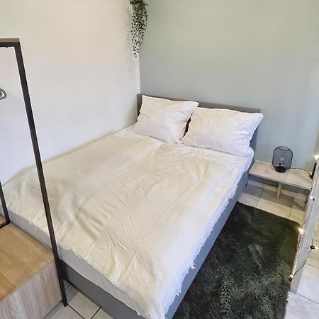 וטר Ruhiges Naturparadies Fuer 4 Mit Kueche Schreibtisch Und Boxbett מראה חיצוני תמונה